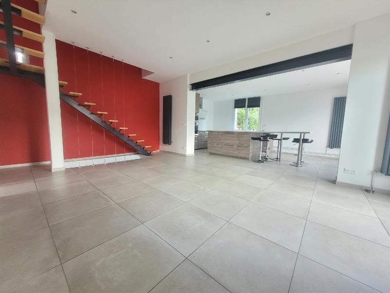 Maison - 116 m² - 6 pièces