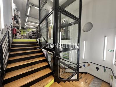 Local commercial - 310 m²