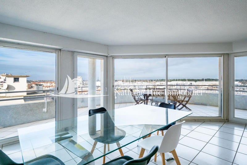 Appartement - 125 m² - 5 pièces