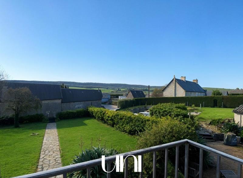 Maison - 184 m² - 7 pièces