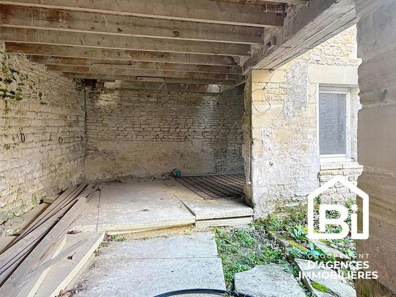 Maison en pierre - 217 m² - 8 pièces