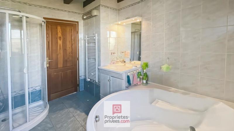 Maison - 195 m² - 7 pièces