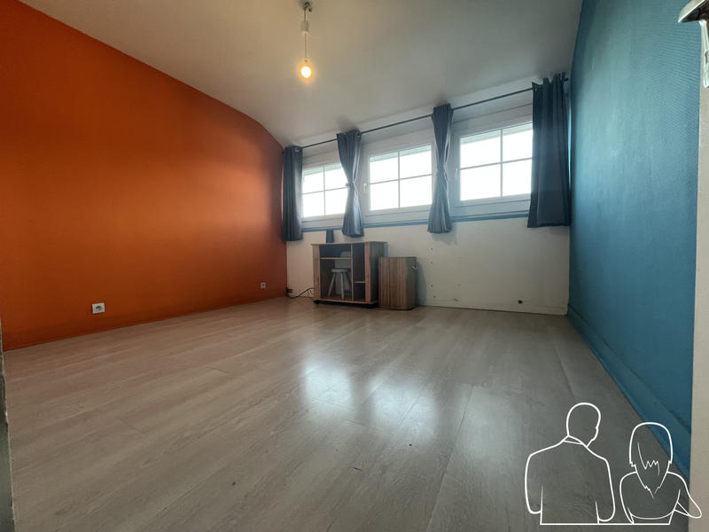 Maison traditionnelle - 156 m² - 5 pièces