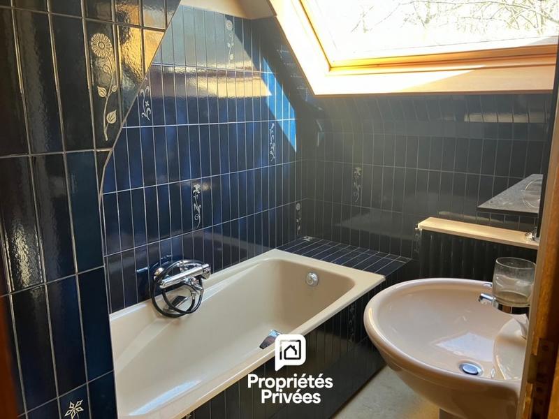 Maison - 176 m² - 6 pièces