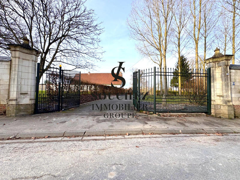 Maison - 195 m² - 6 pièces