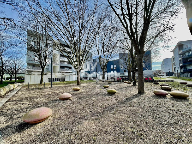 Appartement - 84 m² - 4 pièces