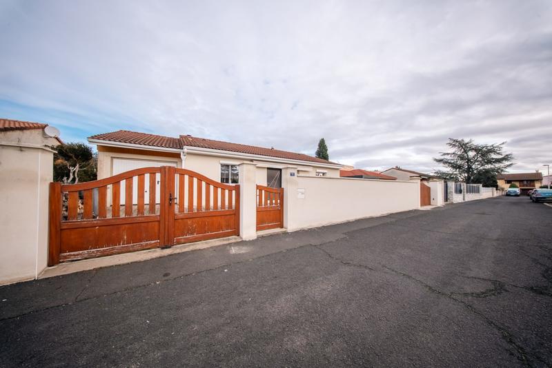 Maison - 121 m² - 5 pièces