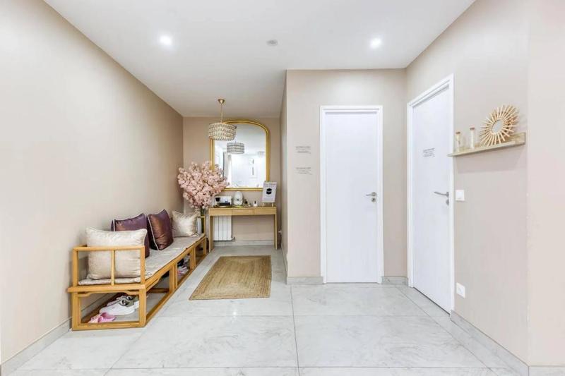 Maison - 190 m² - 8 pièces