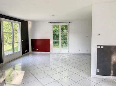 Maison - 142 m² - 5 pièces