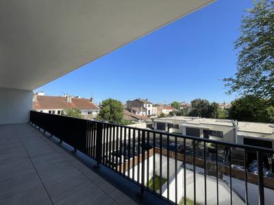 Appartement - 164 m² - 4 pièces