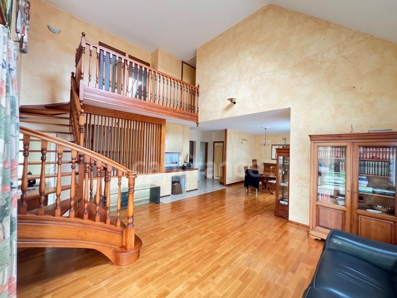 Maison - 138 m² - 6 pièces