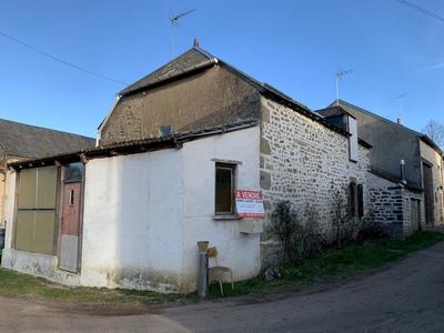 Maison en pierre - 96 m² - 4 pièces