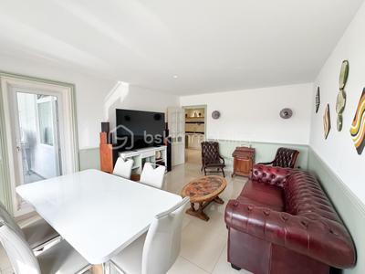 Appartement - 77 m² - 4 pièces