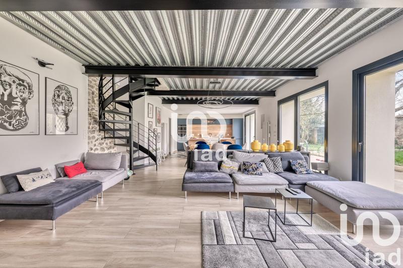 Maison de ville - 276 m² - 10 pièces