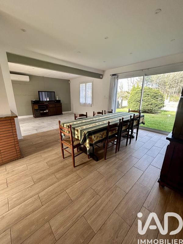 Maison - 95 m² - 5 pièces