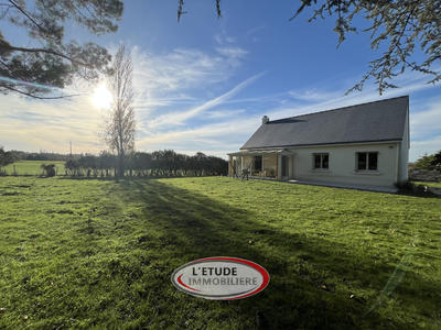 Maison - 98 m² - 5 pièces