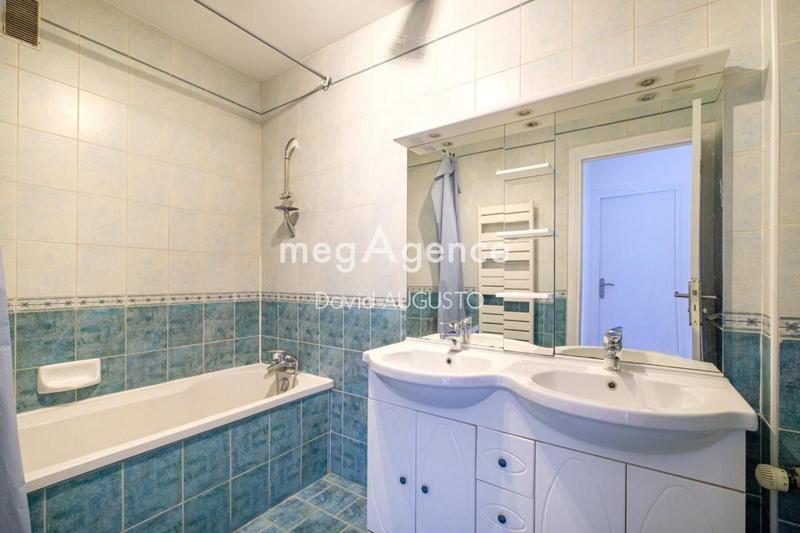 Appartement - 120 m² - 5 pièces