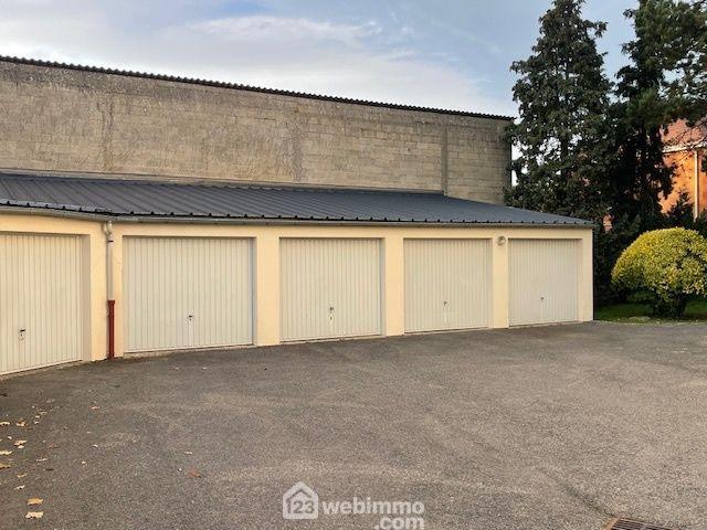 Appartement - 80 m² - 3 pièces