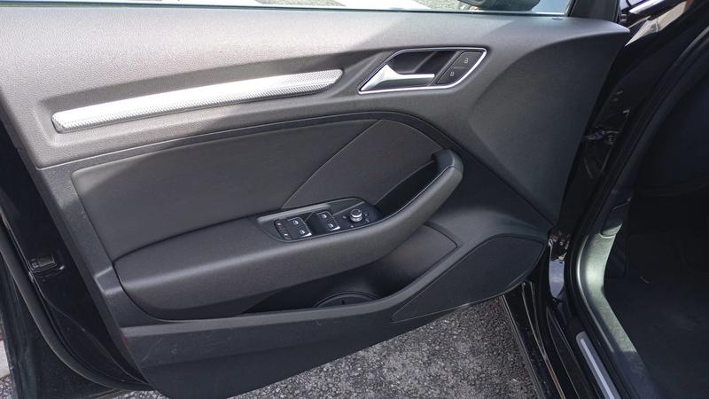 Audi A3 sportback 35 Tfsi 150 s-Tronic7 Design - Automatique