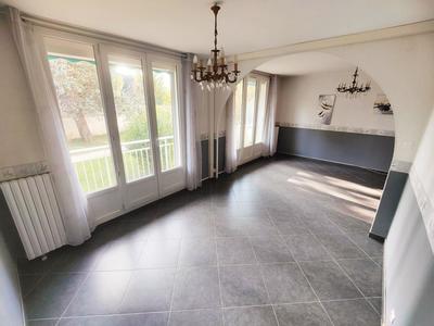 Appartement - 71 m² - 4 pièces