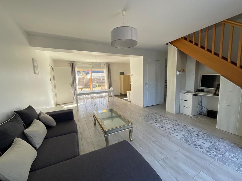 Maison - 181 m² - 8 pièces