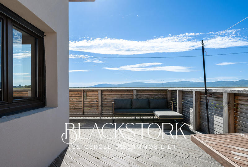 Maison - 180 m² - 6 pièces