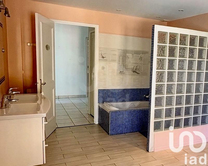 Maison - 195 m² - 6 pièces