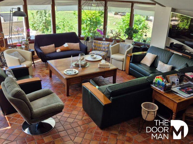 Maison ancienne - 216 m² - 8 pièces