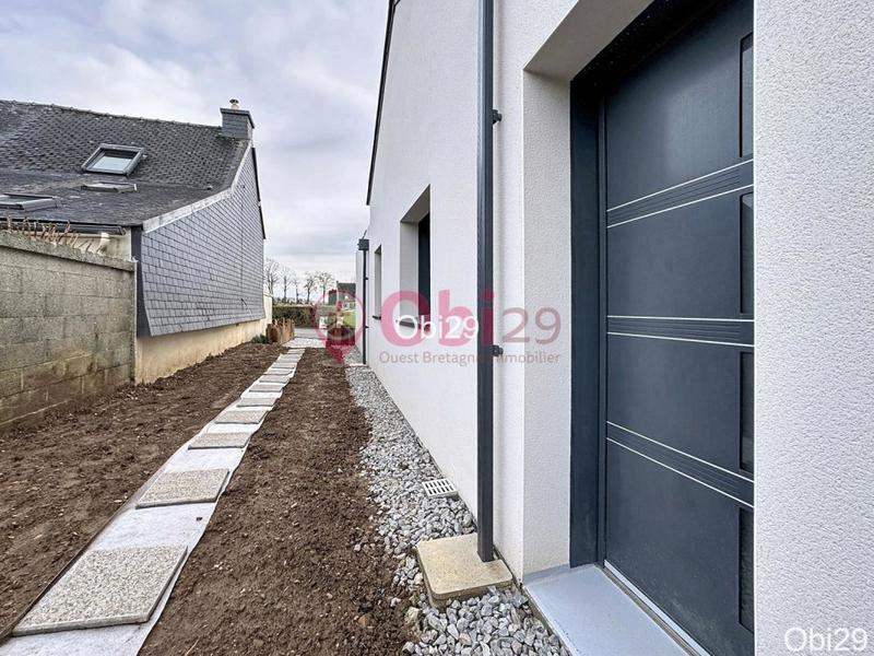 Maison - 92 m² - 4 pièces