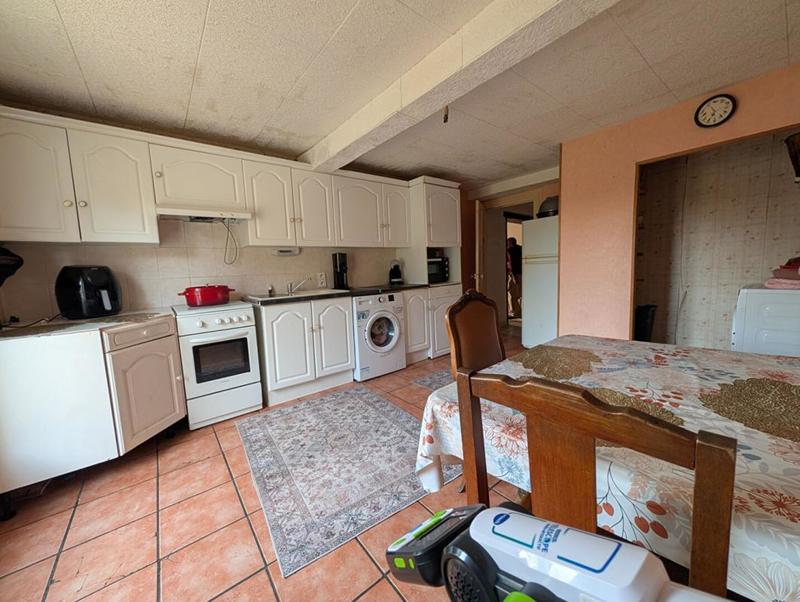 Maison - 290 m² - 8 pièces