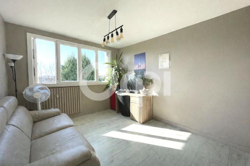 Appartement - 95 m² - 5 pièces