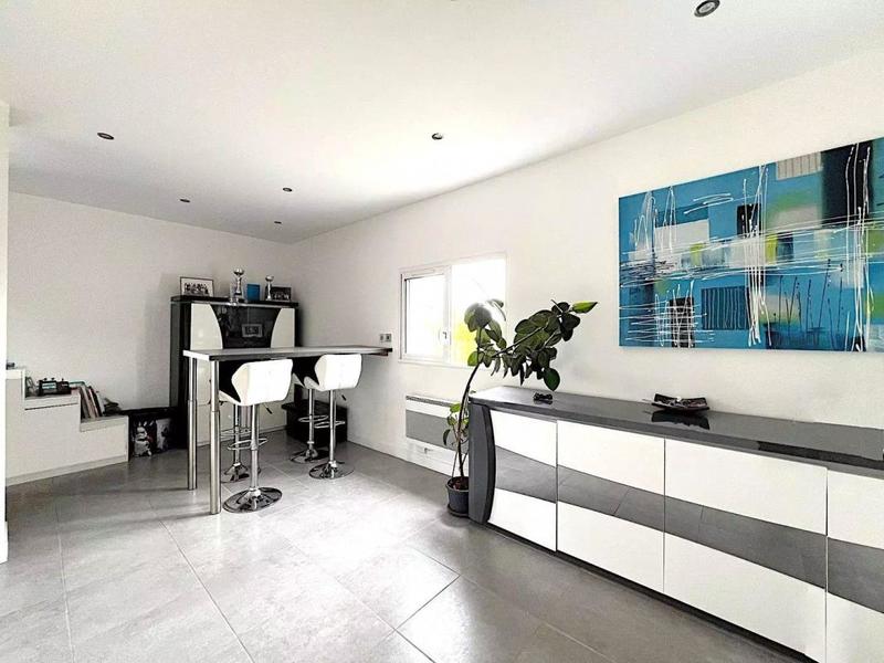 Maison - 106 m² - 4 pièces