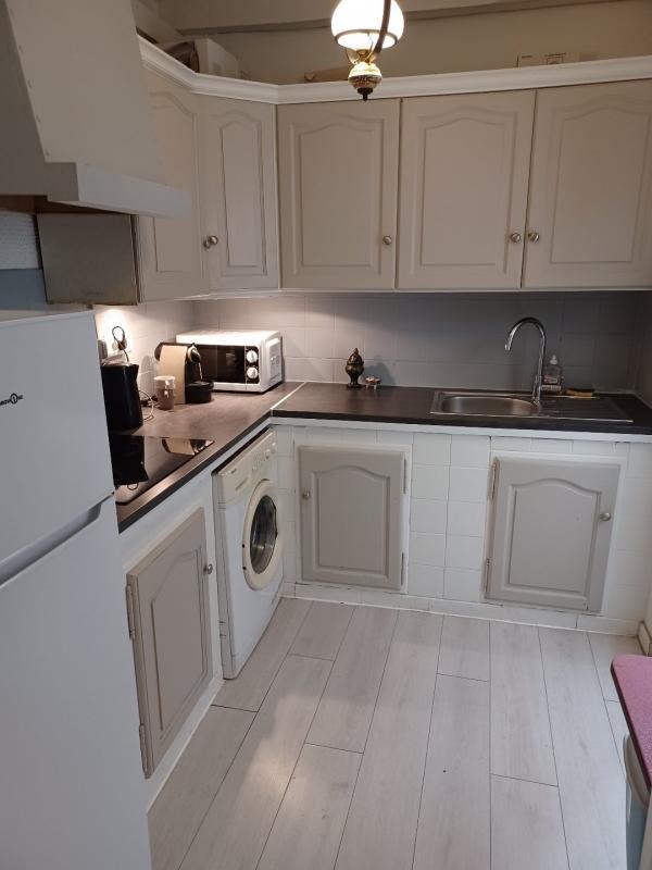 Studio - 30 m² - 1 pièce