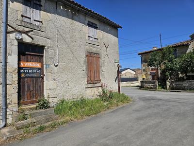 Maison - 88 m² - 4 pièces