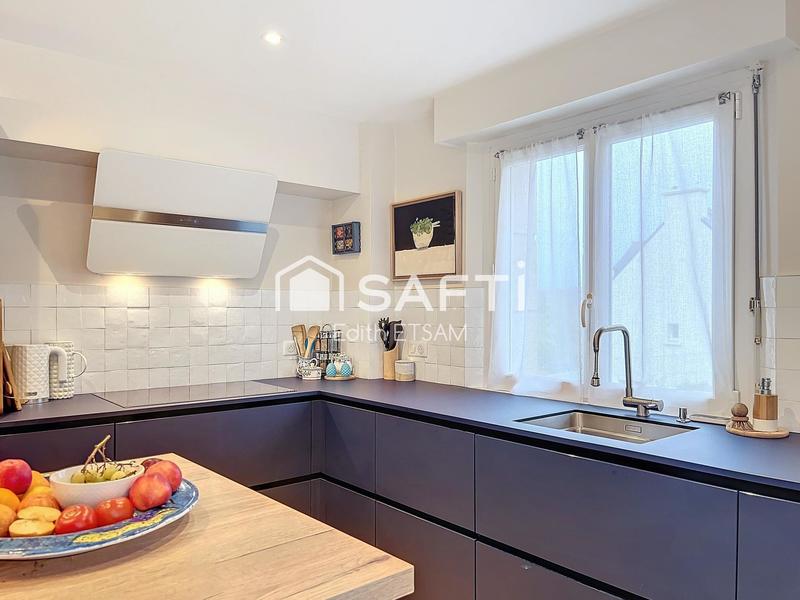 Maison - 207 m² - 8 pièces