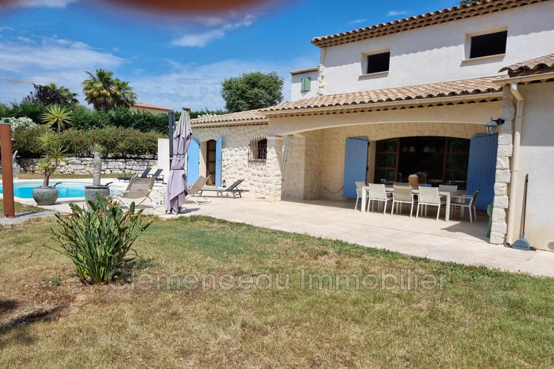 Villa - 140 m² - 5 pièces