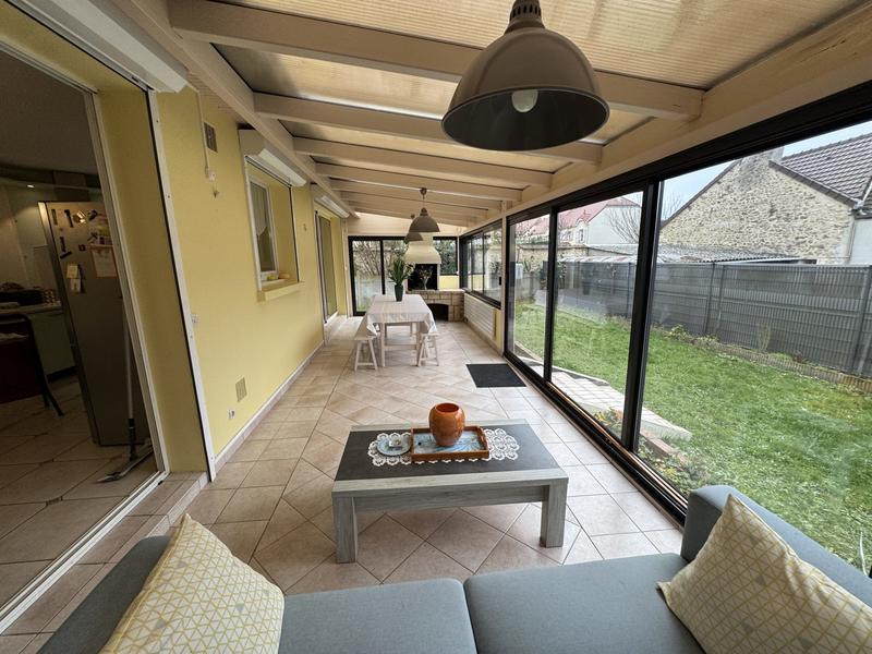 Maison - 135 m² - 6 pièces