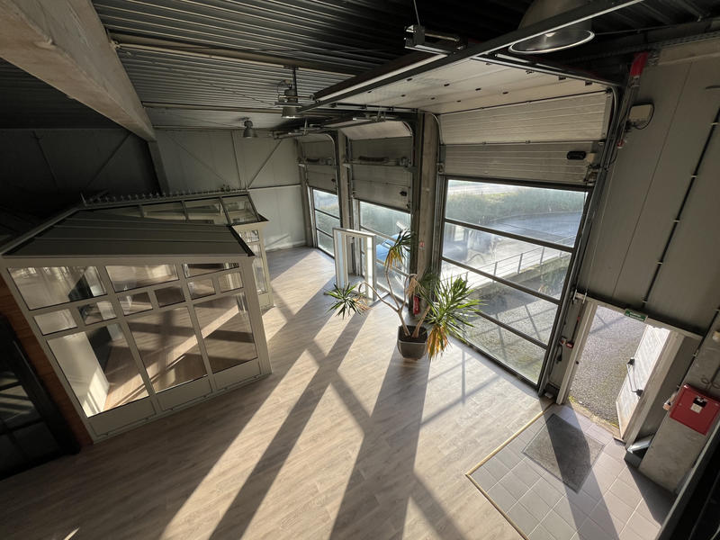 Entrepôt - 470 m²