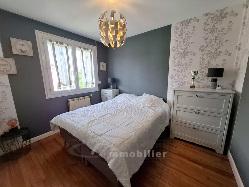 Maison - 174 m² - 8 pièces