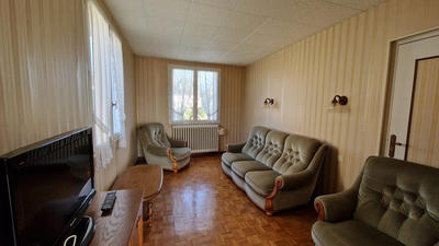 Maison - 92 m² - 4 pièces