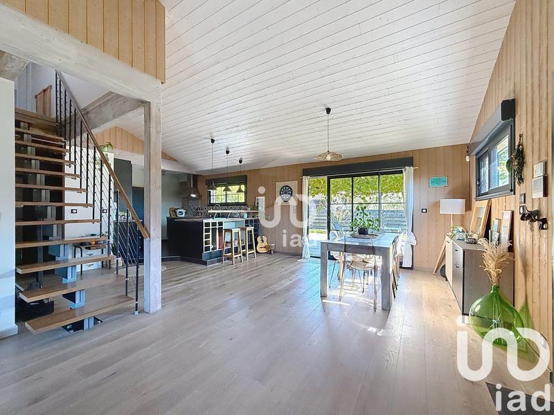 Maison - 180 m² - 6 pièces