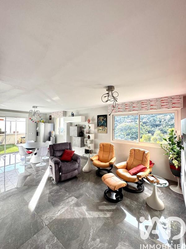 Appartement - 71 m² - 3 pièces