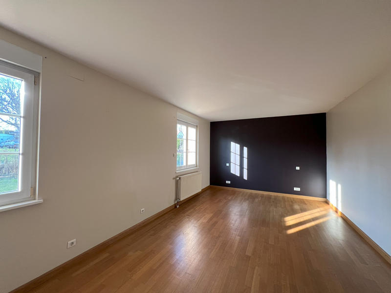 Maison - 250 m² - 11 pièces