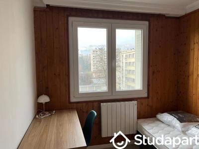 Chambre - 10 m² - 1 pièce