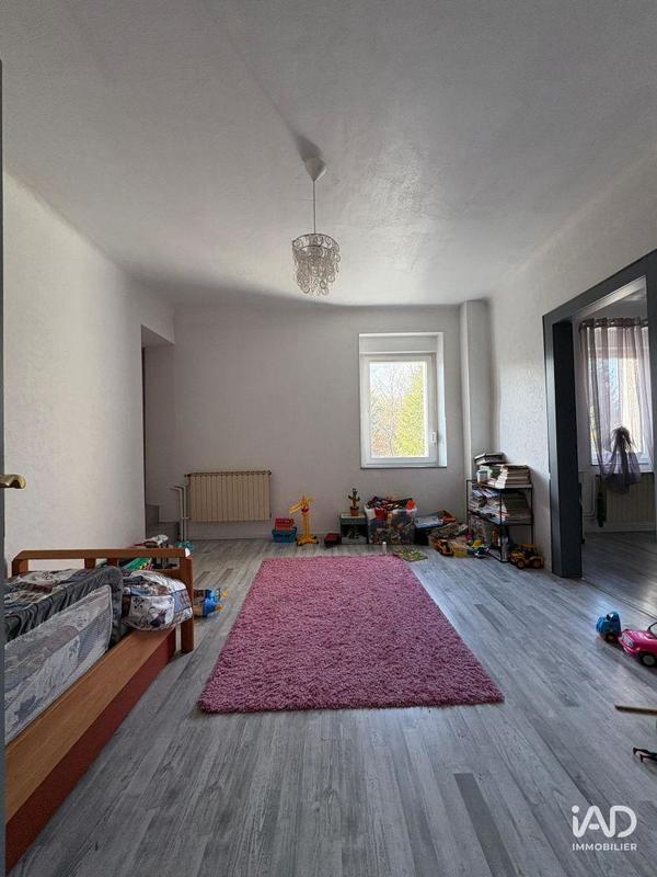 Maison - 211 m² - 6 pièces