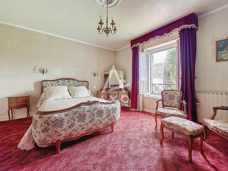 Maison de ville - 210 m² - 9 pièces