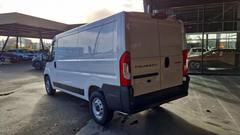 Peugeot Boxer Fourgon tole 3.0 t l2h1 120 ss bvm6