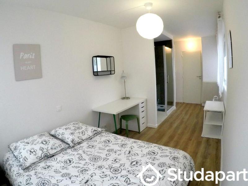 Chambre - 15 m² - 1 pièce