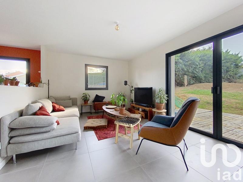 Maison - 100 m² - 4 pièces