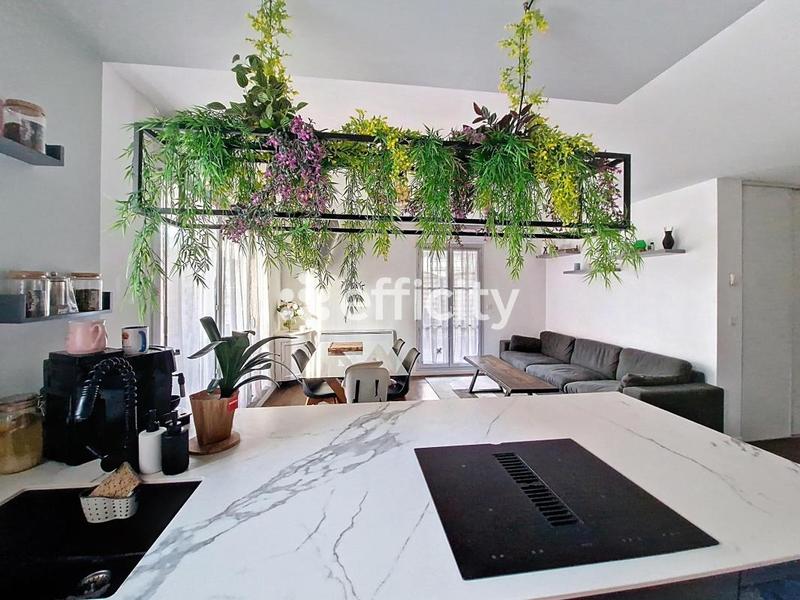 Appartement - 77 m² - 4 pièces